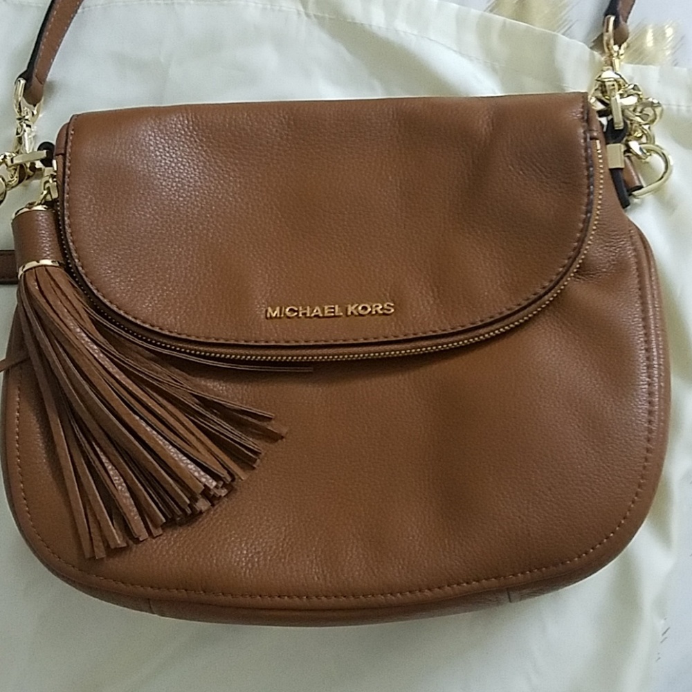 Michael kors leather crossbody